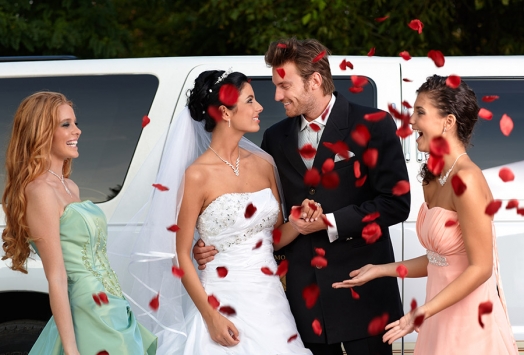 Как выбрать свадебный автомобиль